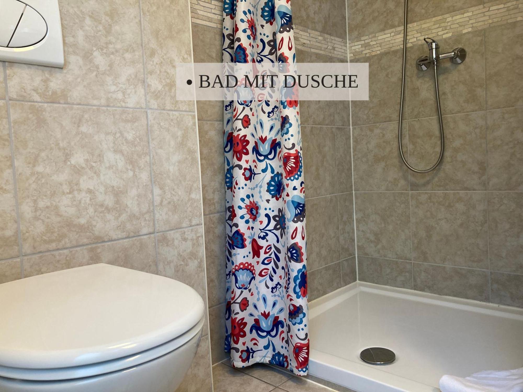Haus Krabbe Zimmer Ohne Kueche, Fuer 1-2 Personen, Doppelbett, Zentral Gelegen Zwischen Cuxhaven Und Bremerhaven, Hunde Kostenfrei Willkommen, Kostenfreier Parkplatz Wremen Exterior foto